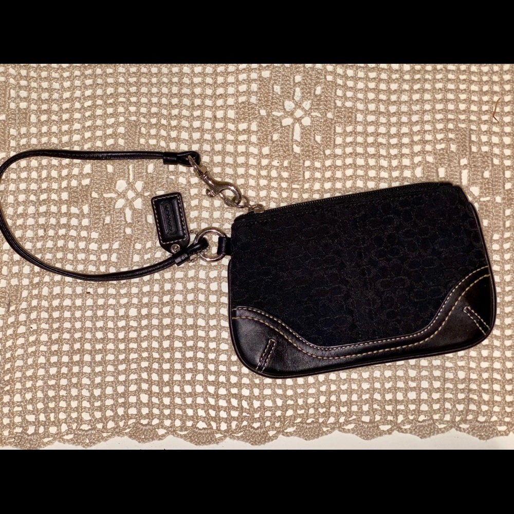 Authentic Coach Signature Wristlet